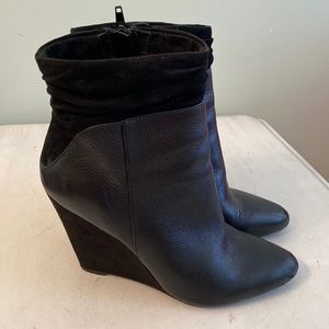Guess black leather booties